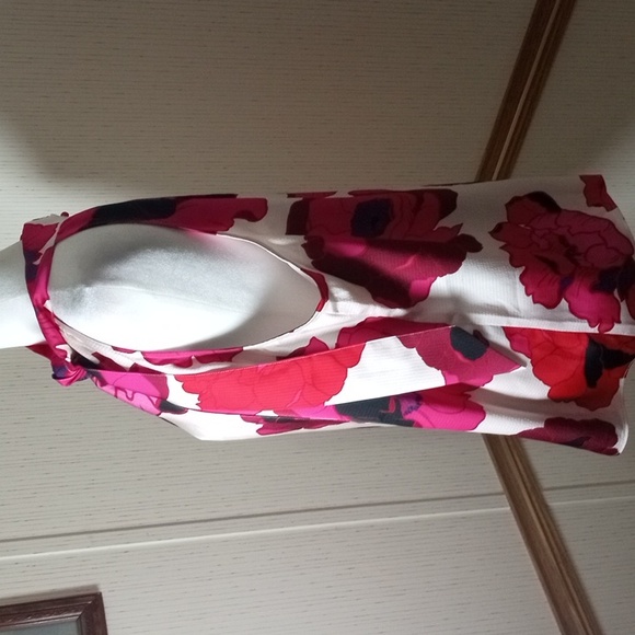 Talbots Pink and Red Floral Blouse Summer, Reunion, Vacation - Picture 5 of 8